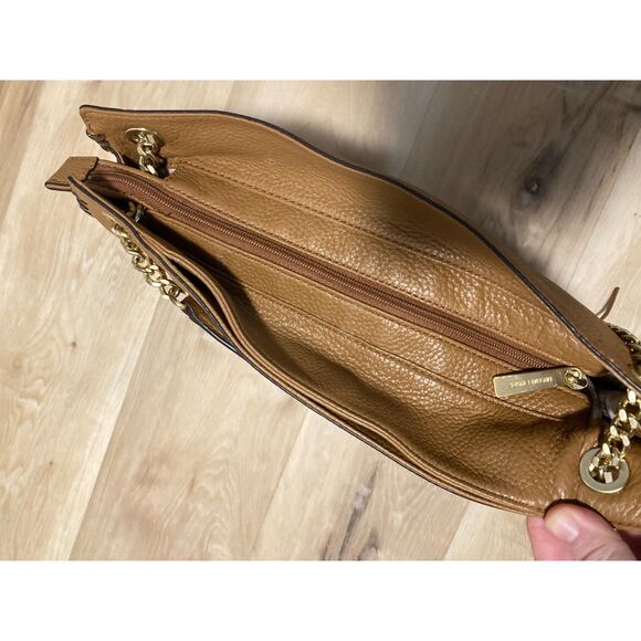 Michael Kors Brown Pebble Leather Hobo Bag - Excellent condition! - Picture 4 of 7